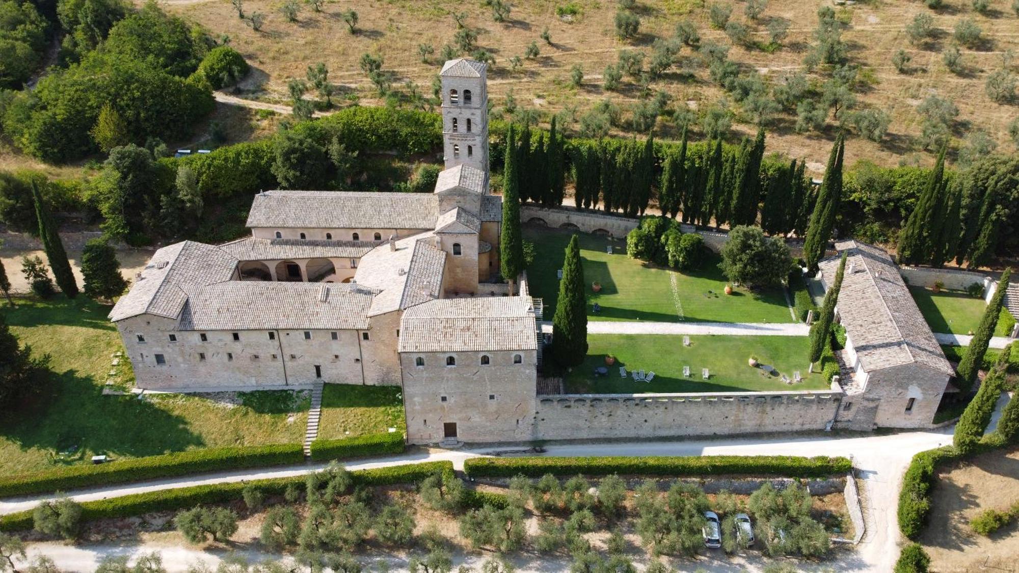 Abbazia San Pietro In Valle Ferentillo Eksteriør bilde